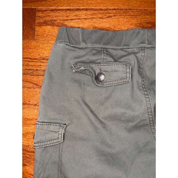 Seven7 Green Skinny Jeans with‎ Designed Buttons Size 4 - Picture 8 of 12